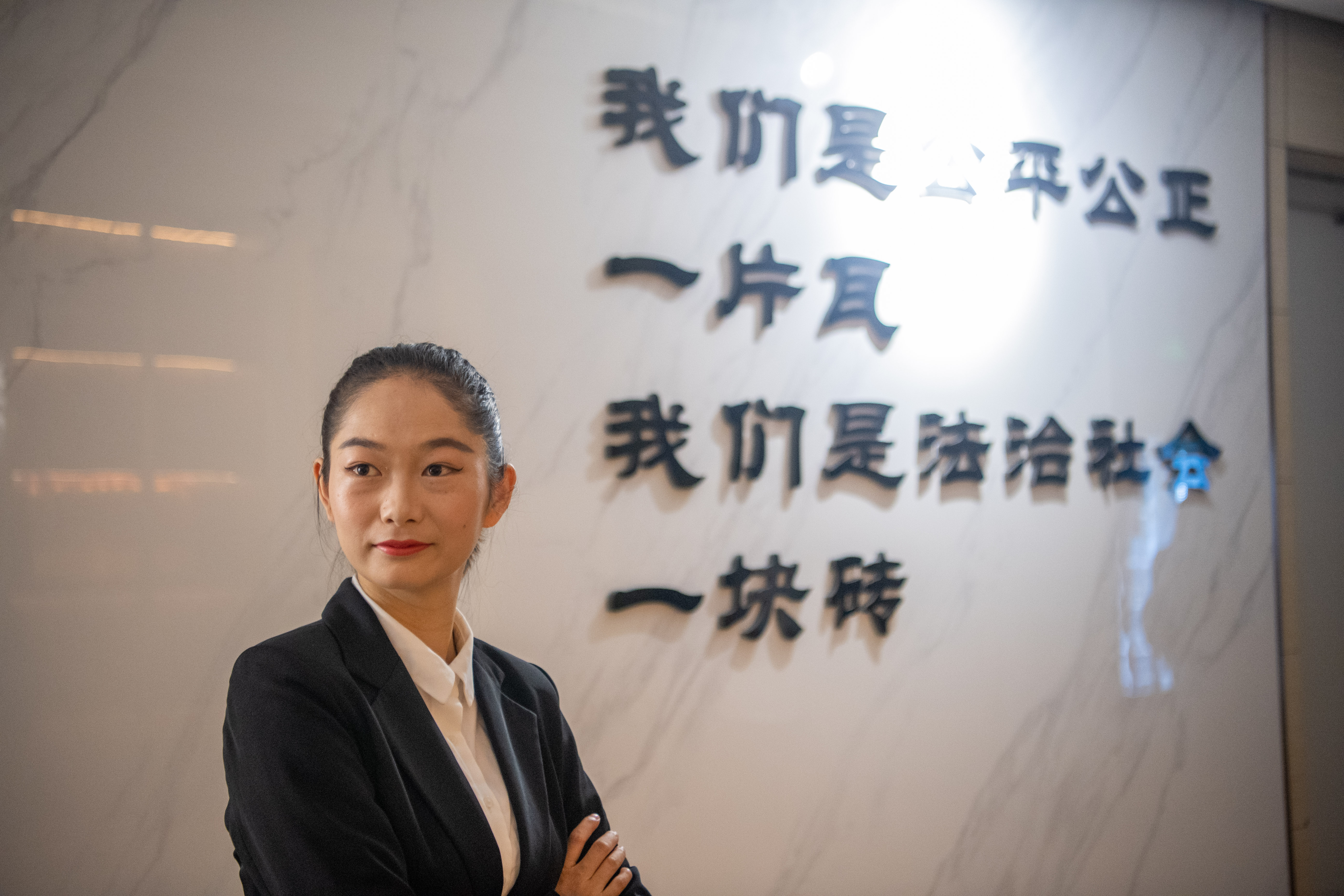4-1-“90后”听障女孩谭婷：做点亮“无声世界”的“星星之火”.jpg